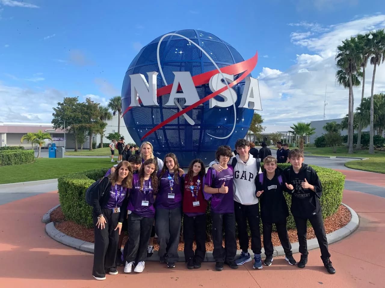 Alumnos de Farmingdale College en el Kennedy Space Center